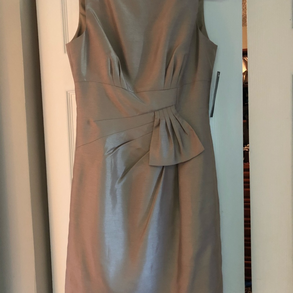 Tahari dress size 2